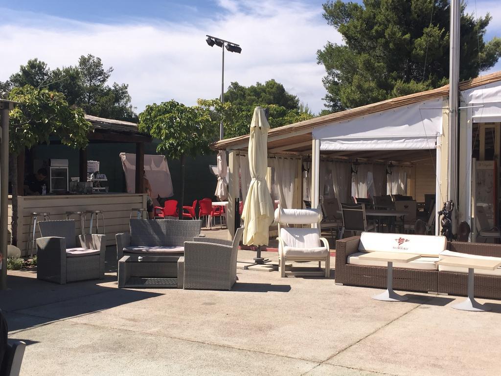 Smeralda Residenza Di Charme 마리나디포르티쏘 객실 사진